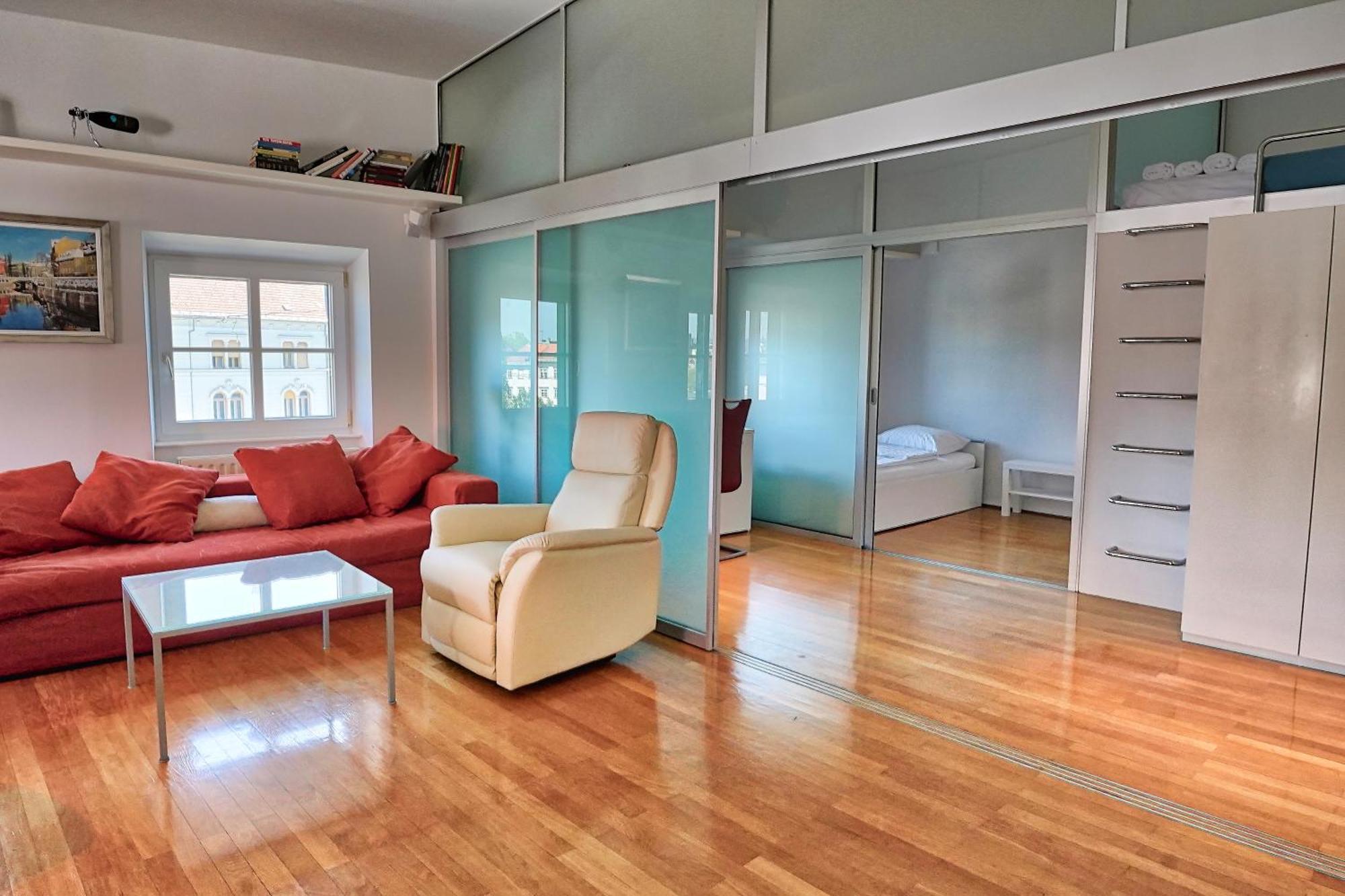 Poet Apartment 류블랴나 외부 사진